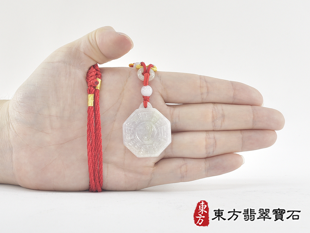 翡翠八卦項鍊玉珮(精工八卦太極,先天八卦:八卦牌A貨翡翠八卦玉珮、緬甸玉八卦玉墜)。八卦,ED462。訂做各種翡翠八卦吊墜玉珮項鍊。★附A貨翡翠雙證書 5.jpg