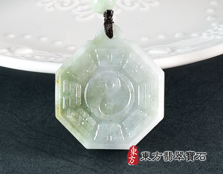 翡翠八卦項鍊玉珮(精工八卦太極,先天八卦:八卦牌A貨翡翠八卦玉珮、緬甸玉八卦玉墜)。八卦,ED463。訂做各種翡翠八卦吊墜玉珮項鍊。★附A貨翡翠雙證書 0.jpg