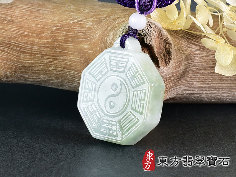 翡翠八卦項鍊玉珮(精工八卦太極,先天八卦:八卦牌A貨翡翠八卦玉珮、緬甸玉八卦玉墜)。八卦,ED486。訂做各種翡翠八卦吊墜玉珮項鍊。★附A貨翡翠雙證書 1.jpg