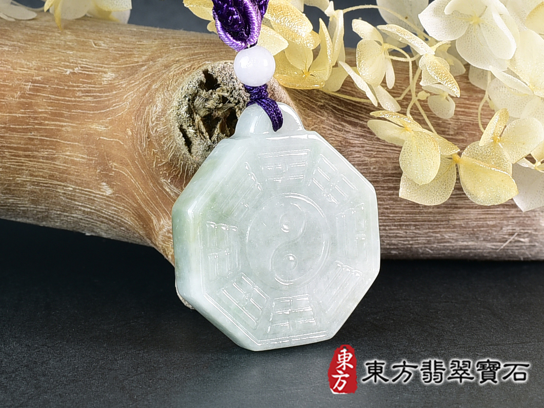 翡翠八卦項鍊玉珮(精工八卦太極,先天八卦:八卦牌A貨翡翠八卦玉珮、緬甸玉八卦玉墜)。八卦,ED486。訂做各種翡翠八卦吊墜玉珮項鍊。★附A貨翡翠雙證書 4.jpg