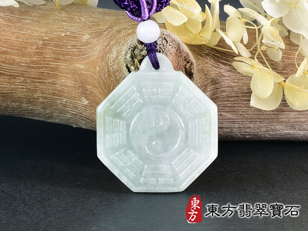 翡翠八卦項鍊玉珮(精工八卦太極,先天八卦:八卦牌A貨翡翠八卦玉珮、緬甸玉八卦玉墜)。八卦,ED486。訂做各種翡翠八卦吊墜玉珮項鍊。★附A貨翡翠雙證書 5.jpg