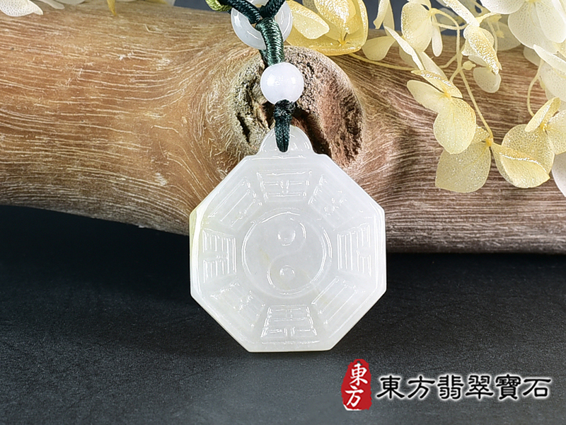 翡翠八卦項鍊玉珮(精工八卦太極,先天八卦:八卦牌A貨翡翠八卦玉珮、緬甸玉八卦玉墜)。八卦,ED488。訂做各種翡翠八卦吊墜玉珮項鍊。★附A貨翡翠雙證書 4.jpg