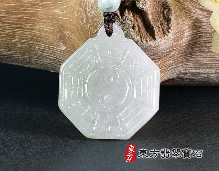翡翠八卦項鍊玉珮(精工八卦太極,先天八卦:八卦牌A貨翡翠八卦玉珮、緬甸玉八卦玉墜)。八卦,ED491。訂做各種翡翠八卦吊墜玉珮項鍊。★附A貨翡翠雙證書 0.jpg
