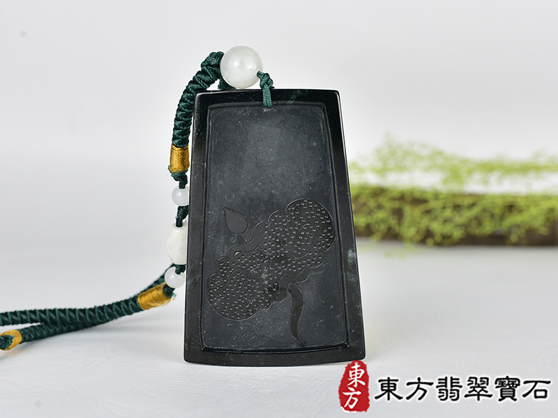 翡翠佛祖項鍊玉珮(釋迦牟尼佛:佛祖牌A貨翡翠佛祖玉珮、緬甸玉佛祖玉墜)。墨翠佛祖,FD777。客製化訂做各種翡翠佛祖吊墜玉珮項鍊。★附A貨翡翠雙證書 3.jpg