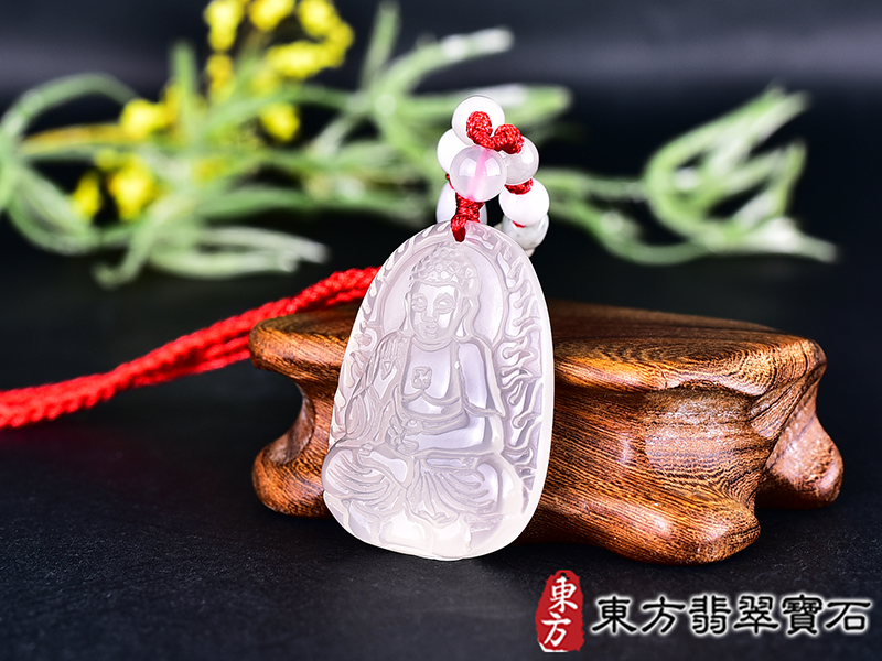 瑪瑙阿彌陀佛項鍊玉珮(阿彌陀佛:阿彌陀佛牌瑪瑙阿彌陀佛玉珮、玉髓阿彌陀佛玉墜)。白瑪瑙玉髓阿彌陀佛,FD779。客製化訂做各種瑪瑙玉髓阿彌陀佛吊墜玉珮項鍊。★附東方翡翠寶石保證卡 1.jpg