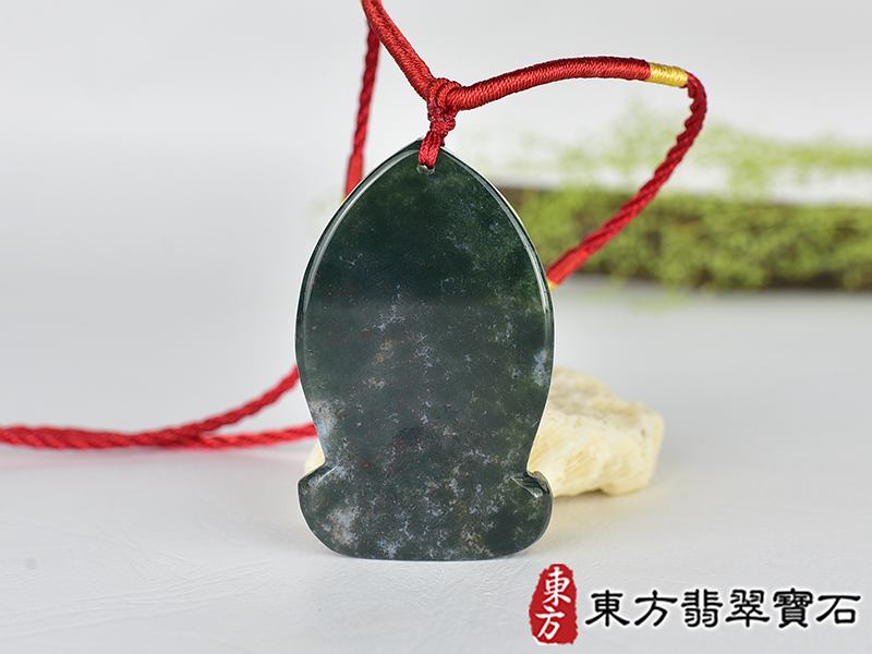 水草玉藥師佛項鍊玉珮(藥師如來:藥師佛牌水草玉藥師佛玉珮、水草玉藥師佛玉墜)。水草玉藥師佛,FD792。客製化訂做各種水草玉藥師佛吊墜玉珮項鍊。★附東方翡翠寶石保證卡 3.jpg