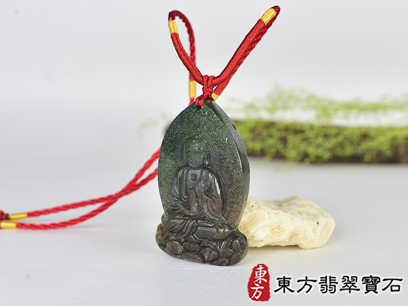 水草玉藥師佛項鍊玉珮(藥師如來:藥師佛牌水草玉藥師佛玉珮、水草玉藥師佛玉墜)。水草玉藥師佛,FD794。客製化訂做各種水草玉藥師佛吊墜玉珮項鍊。★附東方翡翠寶石保證卡 1.jpg