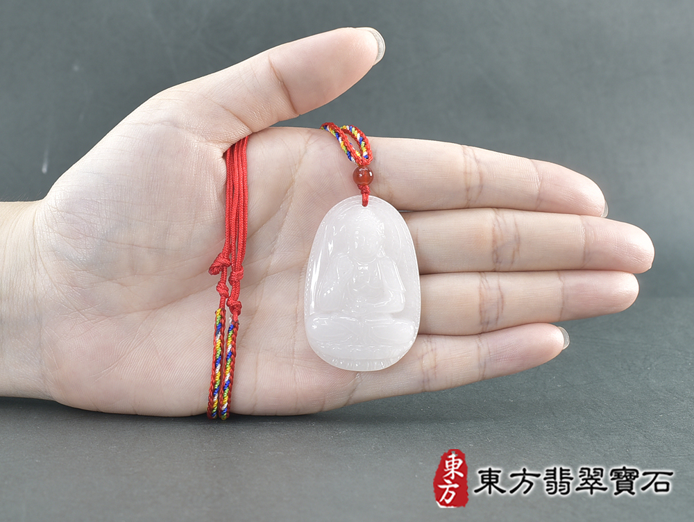 新疆白玉阿彌陀佛項鍊玉珮(阿彌陀佛:阿彌陀佛牌紅瑪瑙阿彌陀佛玉珮、紅瑪瑙阿彌陀佛玉墜)。新疆白玉阿彌陀佛,FD807。客製化訂做各種新疆白玉阿彌陀佛吊墜玉珮項鍊。★附東方翡翠寶石保證卡 5.jpg