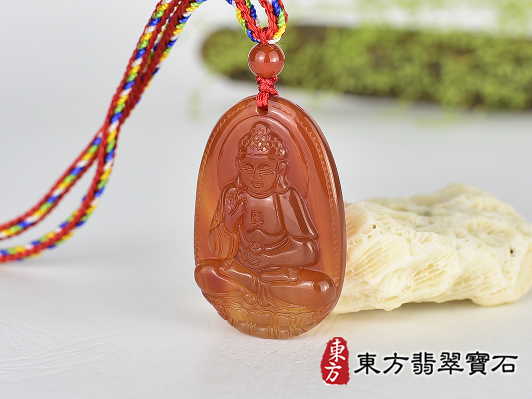 紅瑪瑙阿彌陀佛項鍊玉珮(阿彌陀佛:阿彌陀佛牌紅瑪瑙阿彌陀佛玉珮、紅瑪瑙阿彌陀佛玉墜)。紅瑪瑙阿彌陀佛,FD814。客製化訂做各種紅瑪瑙阿彌陀佛吊墜玉珮項鍊。★附東方翡翠寶石保證卡 1.jpg
