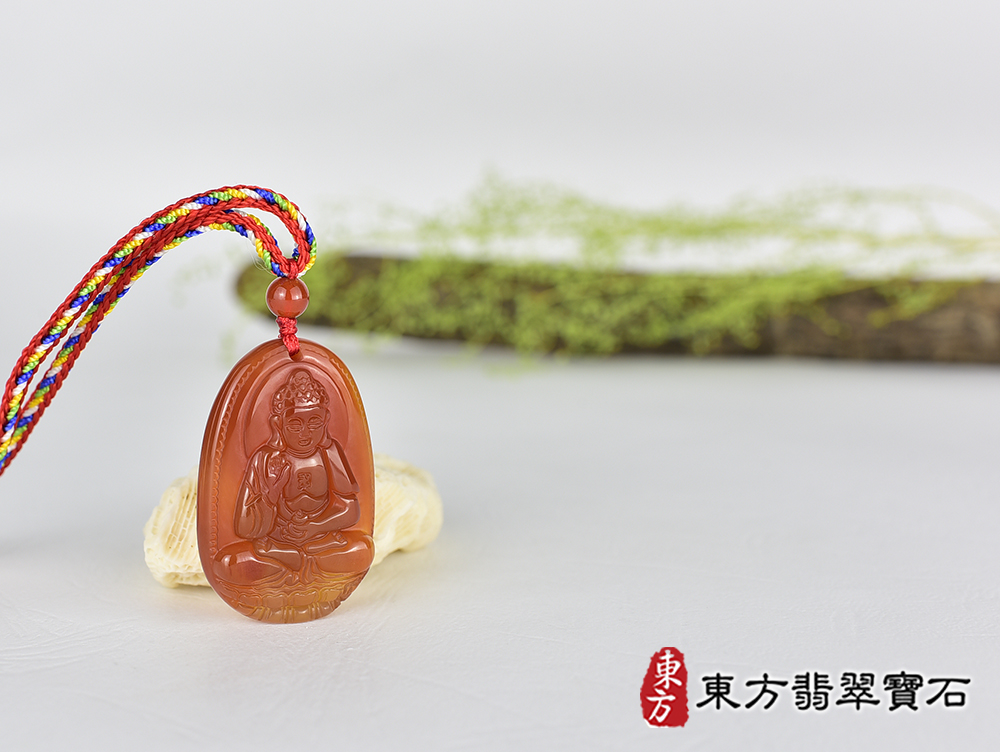 紅瑪瑙阿彌陀佛項鍊玉珮(阿彌陀佛:阿彌陀佛牌紅瑪瑙阿彌陀佛玉珮、紅瑪瑙阿彌陀佛玉墜)。紅瑪瑙阿彌陀佛,FD814。客製化訂做各種紅瑪瑙阿彌陀佛吊墜玉珮項鍊。★附東方翡翠寶石保證卡 4.jpg
