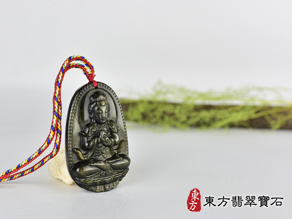 金曜石大日如來項鍊玉珮(大日如來:大日如來牌金曜石大日如來玉珮、金曜石大日如來玉墜)金曜石大日如來,FD816。客製化訂做各種金曜石大日如來吊墜玉珮項鍊。★附東方翡翠寶石保證卡 4.jpg