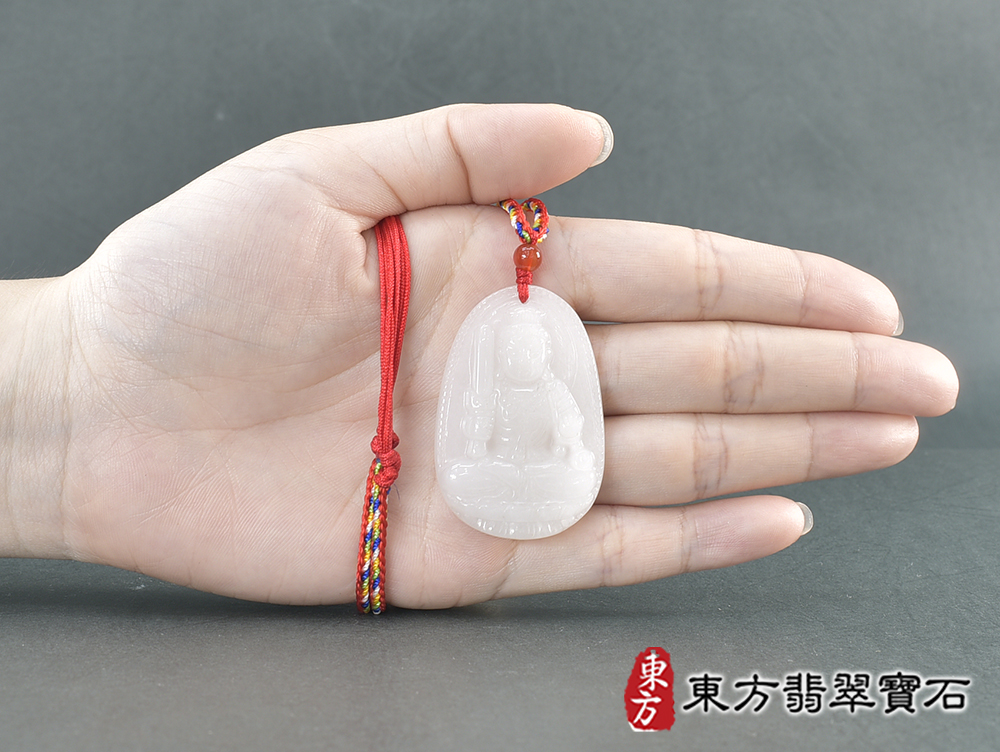 新疆白玉不動明王項鍊玉珮(不動明王:不動明王牌新疆白玉不動明王玉珮、新疆白玉不動明王玉墜)不動明王,FD844。客製化訂做各種新疆白玉不動明王吊墜玉珮項鍊。★附東方翡翠寶石保證卡 5.jpg
