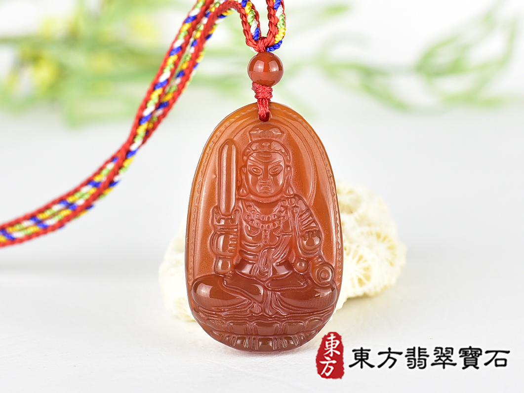 紅瑪瑙不動明王項鍊玉珮(不動明王:不動明王牌紅瑪瑙不動明王玉珮、紅瑪瑙不動明王玉墜)不動明王,FD847。客製化訂做各種紅瑪瑙不動明王吊墜玉珮項鍊。★附東方翡翠寶石保證卡 0.jpg