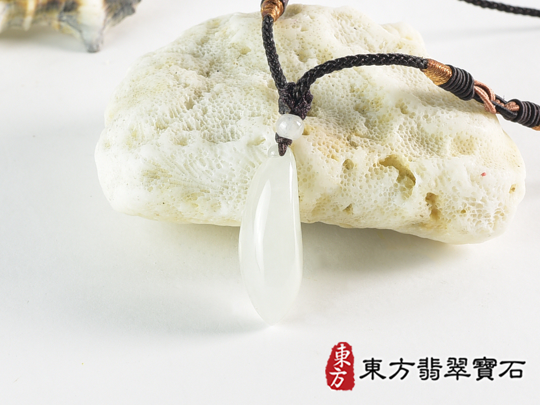 翡翠福瓜項鍊玉珮(福運連綿:福瓜牌A貨翡翠福瓜玉珮、緬甸玉福瓜玉墜)。淡綠色豆糯種福瓜,FW407。客製化訂做各種翡翠福瓜吊墜玉珮項鍊。★附A貨翡翠雙證書 0.jpg