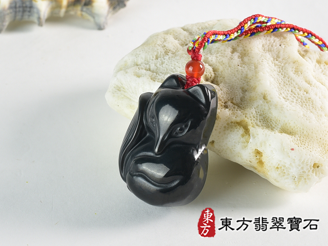 金曜石狐狸項鍊玉珮(狐狸、招財、人緣、桃花,狐仙:狐狸牌金曜石狐狸玉珮、金曜石狐狸玉墜、)。金曜石狐狸,FX077。客製化訂做各種金曜石狐狸吊墜玉珮項鍊。★附東方翡翠寶石保證 1.jpg
