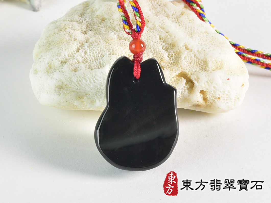 黑曜石狐狸項鍊玉珮(九尾狐狸、招財、人緣、桃花,狐仙:九尾狐狸牌黑曜石九尾狐狸玉珮、黑曜石九尾狐狸玉墜、)。黑曜石九尾狐狸,FX079。客製化訂做各種黑曜石狐狸吊墜玉珮項鍊。★附東方翡翠寶石保證 3.jpg