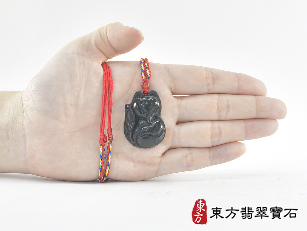 黑曜石狐狸項鍊玉珮(九尾狐狸、招財、人緣、桃花,狐仙:九尾狐狸牌黑曜石九尾狐狸玉珮、黑曜石九尾狐狸玉墜、)。黑曜石九尾狐狸,FX079。客製化訂做各種黑曜石狐狸吊墜玉珮項鍊。★附東方翡翠寶石保證 5.jpg