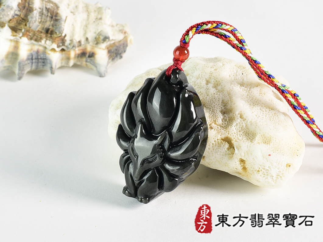 金曜石九尾狐狸項鍊玉珮(九尾狐狸、招財、人緣、桃花,狐仙:九尾狐狸牌金曜石九尾狐狸玉珮、金曜石九尾狐狸玉墜、)。金曜石九尾狐狸,FX086。客製化訂做各種金曜石狐狸吊墜玉珮項鍊。★附東方翡翠寶石保證 1.jpg