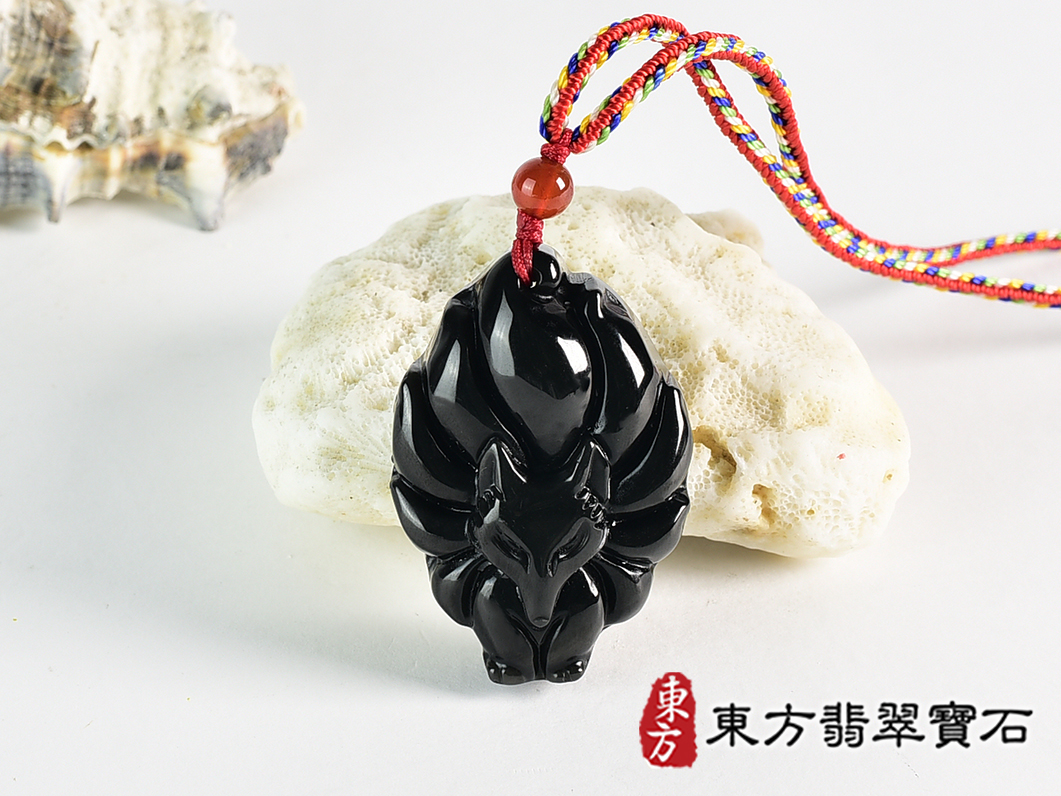 金曜石九尾狐狸項鍊玉珮(九尾狐狸、招財、人緣、桃花,狐仙:九尾狐狸牌金曜石九尾狐狸玉珮、金曜石九尾狐狸玉墜、)。金曜石九尾狐狸,FX087。客製化訂做各種金曜石狐狸吊墜玉珮項鍊。★附東方翡翠寶石保證 0.jpg