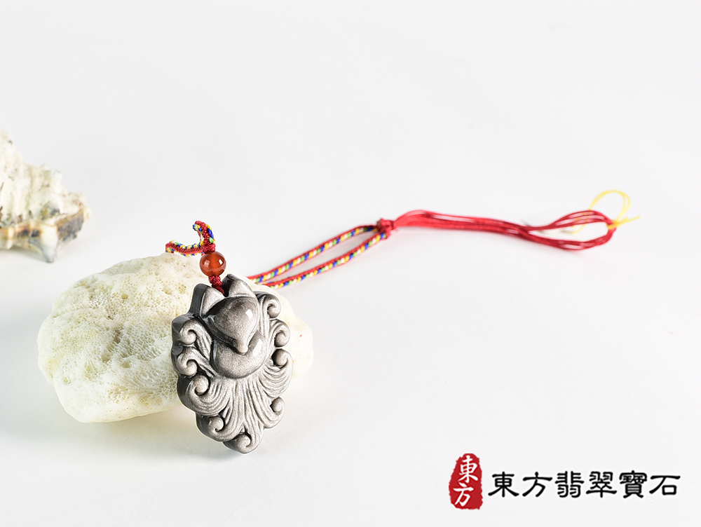 銀曜石九尾狐狸項鍊玉珮(九尾狐狸、招財、人緣、桃花,狐仙:九尾狐狸牌銀曜石九尾狐狸玉珮、銀曜石九尾狐狸玉墜、)。銀曜石九尾狐狸,FX093。客製化訂做各種銀曜石狐狸吊墜玉珮項鍊。★附東方翡翠寶石保證 4.jpg