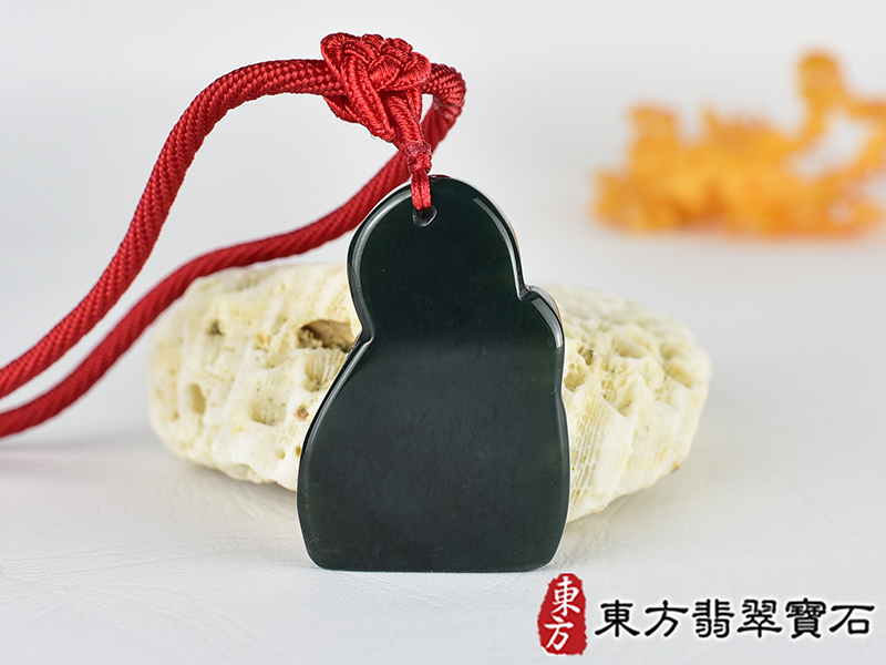 水草玉濟公項鍊玉珮(濟公:濟公牌水草玉濟公玉珮、水草玉濟公玉墜)。水草玉濟公,GG076。客製化訂做各種水草玉濟公吊墜玉珮項鍊。★附東方翡翠寶石保證卡 3.jpg