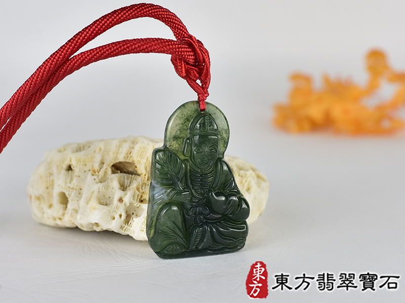 水草玉濟公項鍊玉珮(濟公:濟公牌水草玉濟公玉珮、水草玉濟公玉墜)。水草玉濟公,GG080。客製化訂做各種水草玉濟公吊墜玉珮項鍊。★附東方翡翠寶石保證卡 1.jpg