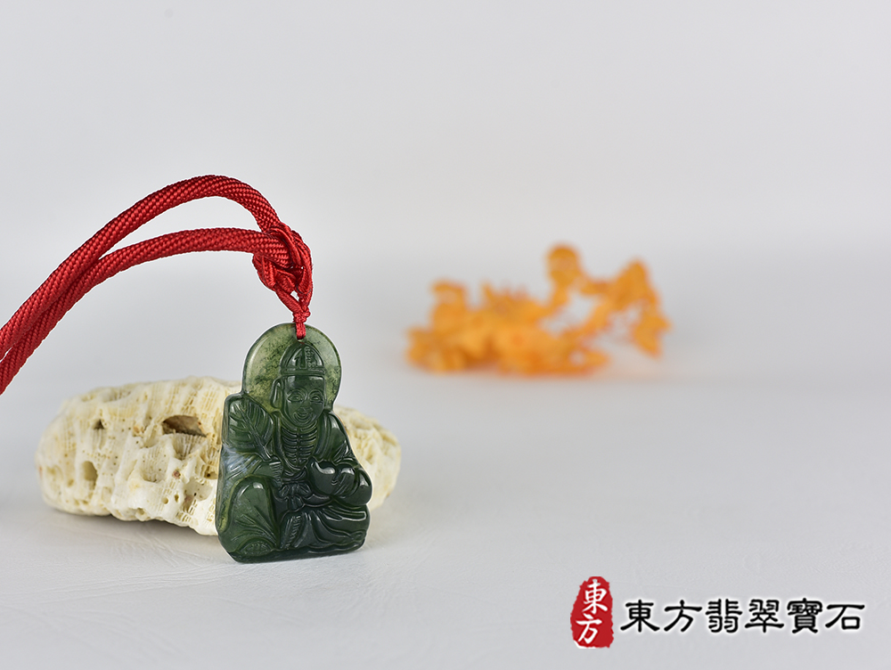 水草玉濟公項鍊玉珮(濟公:濟公牌水草玉濟公玉珮、水草玉濟公玉墜)。水草玉濟公,GG080。客製化訂做各種水草玉濟公吊墜玉珮項鍊。★附東方翡翠寶石保證卡 4.jpg