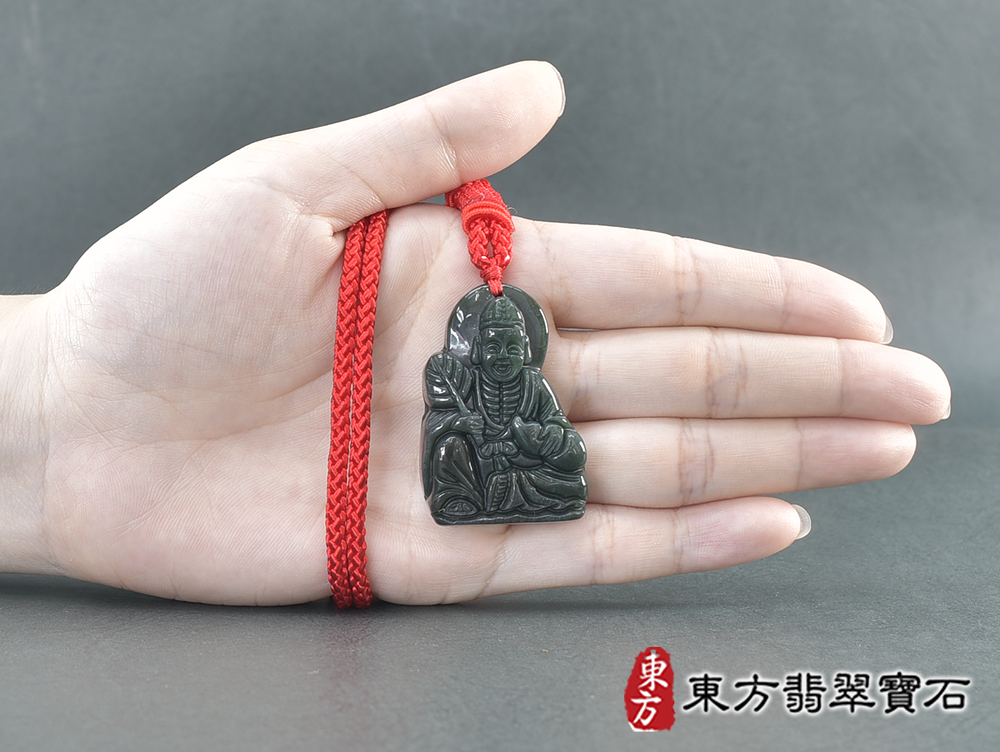 水草玉濟公項鍊玉珮(濟公:濟公牌水草玉濟公玉珮、水草玉濟公玉墜)。水草玉濟公,GG081。客製化訂做各種水草玉濟公吊墜玉珮項鍊。★附東方翡翠寶石保證卡 5.jpg
