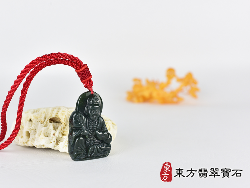 水草玉濟公項鍊玉珮(濟公:濟公牌水草玉濟公玉珮、水草玉濟公玉墜)。水草玉濟公,GG082。客製化訂做各種水草玉濟公吊墜玉珮項鍊。★附東方翡翠寶石保證卡 4.jpg
