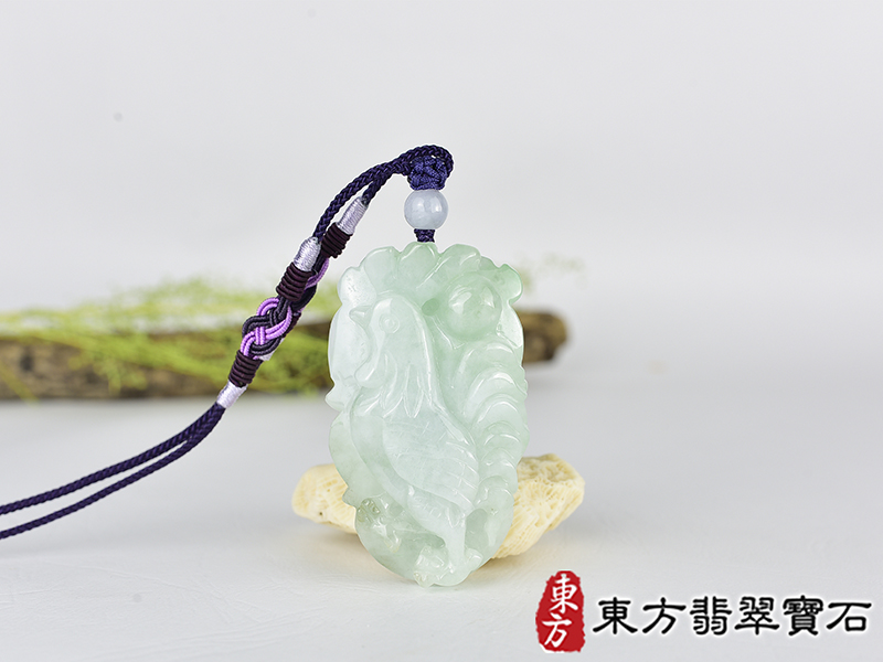 翡翠雞項鍊玉珮(金雞報喜:雞牌A貨翡翠雞玉珮、緬甸玉雞玉墜、雞十二生肖項鍊)。雞,GI076。客製化訂做各種翡翠雞吊墜玉珮項鍊。★附A貨翡翠雙證書 0.jpg