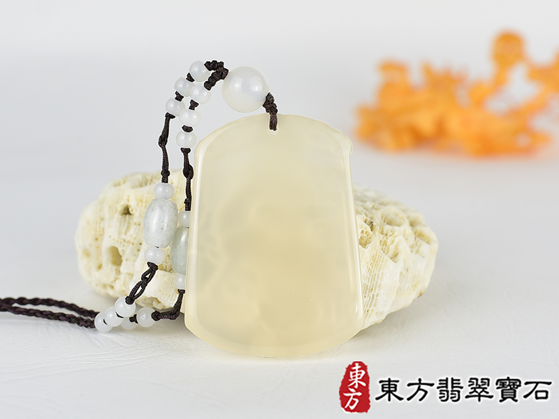 瑪瑙羊項鍊玉珮(羊眉吐氣、洋洋如意:羊牌瑪瑙羊玉珮、玉髓羊玉墜、羊十二生肖項鍊)。橘帶白瑪瑙玉髓羊,GO068。客製化訂做各種瑪瑙玉髓羊吊墜玉珮項鍊。★附東方翡翠寶石保證卡 3.jpg