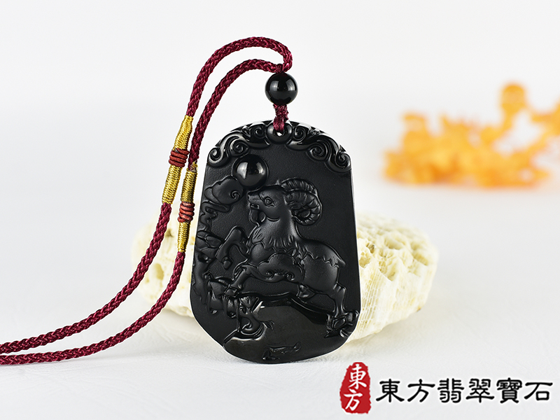 黑曜石羊項鍊玉珮(羊眉吐氣、洋洋如意:羊牌黑曜石羊玉珮、黑曜石羊玉墜、羊十二生肖項鍊)。黑曜石羊,GO078。客製化訂做各種黑曜石羊吊墜玉珮項鍊。★附東方翡翠寶石保證卡 0.jpg