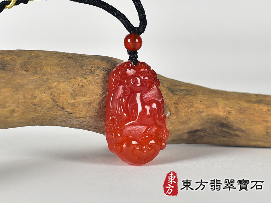 瑪瑙羊項鍊玉珮(羊眉吐氣、洋洋如意:羊牌瑪瑙羊玉珮、玉髓羊玉墜、羊十二生肖項鍊)。橘帶紅瑪瑙玉髓羊,GO087。客製化訂做各種瑪瑙玉髓羊吊墜玉珮項鍊。★附東方翡翠寶石保證卡 2.jpg