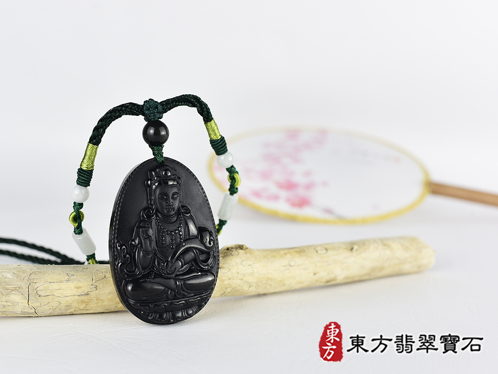 黑曜石如意菩薩項鍊玉珮(觀世音菩薩、如意觀音:觀世音菩薩牌黑曜石觀世音菩薩玉珮、黑曜石觀世音菩薩玉墜)。黑曜石觀世音菩薩,GY2044。客製化訂做各種黑曜石觀世音菩薩吊墜玉珮項鍊。★附東方翡翠寶 4.jpg