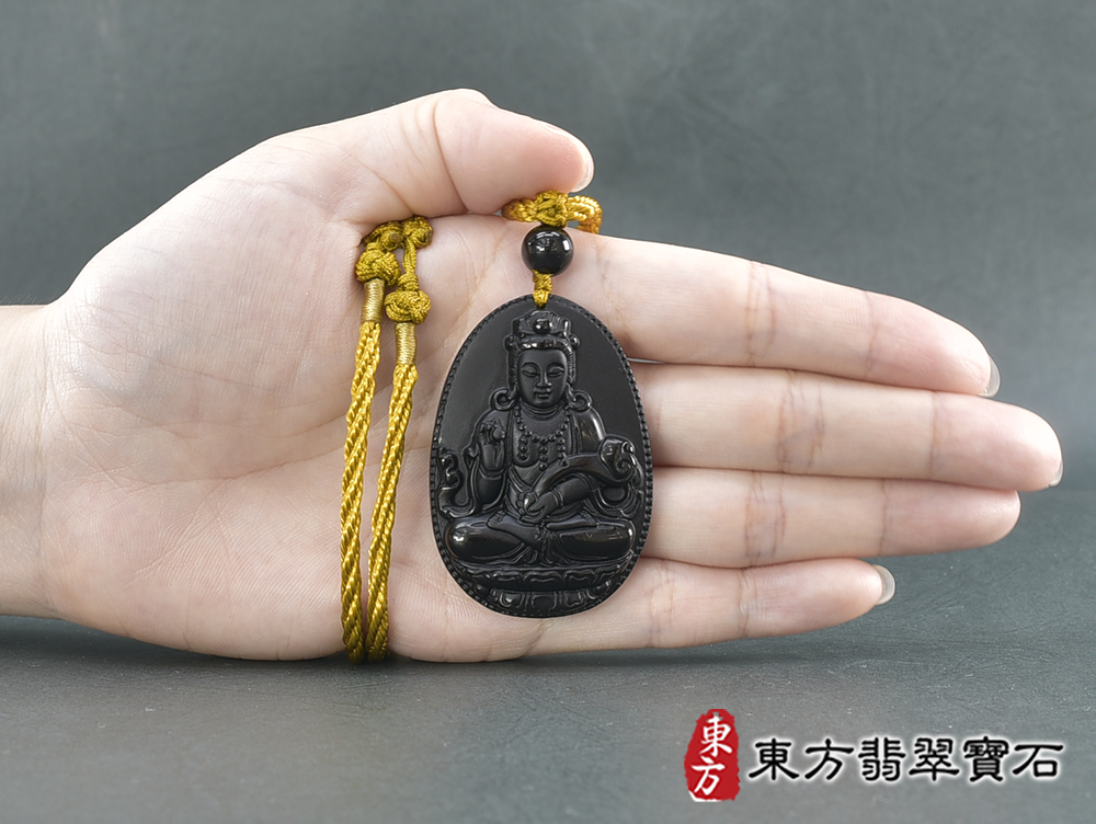 黑曜石如意菩薩項鍊玉珮(觀世音菩薩、如意觀音:觀世音菩薩牌黑曜石觀世音菩薩玉珮、黑曜石觀世音菩薩玉墜)。黑曜石觀世音菩薩,GY2045。客製化訂做各種黑曜石觀世音菩薩吊墜玉珮項鍊。★附東方翡翠寶 5.jpg