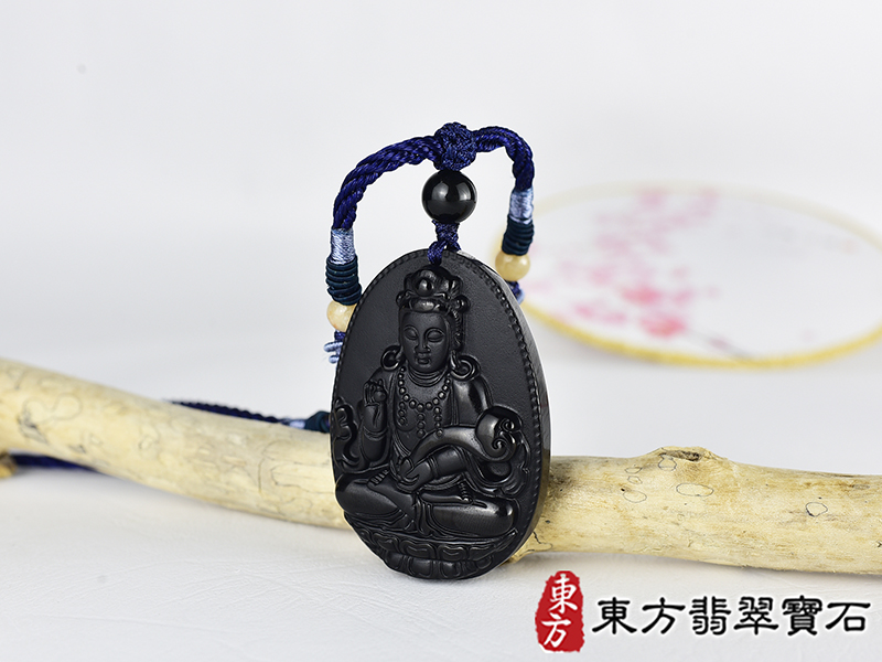 黑曜石如意菩薩項鍊玉珮(觀世音菩薩、如意觀音:觀世音菩薩牌黑曜石觀世音菩薩玉珮、黑曜石觀世音菩薩玉墜)。黑曜石觀世音菩薩,GY2048。客製化訂做各種黑曜石觀世音菩薩吊墜玉珮項鍊。★附東方翡翠寶 1.jpg