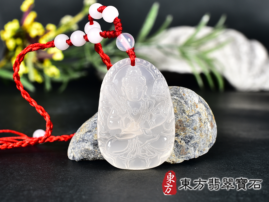 瑪瑙虛空藏菩薩項鍊玉珮(虛空藏菩薩:虛空藏菩薩牌瑪瑙虛空藏菩薩玉珮、瑪瑙虛空藏菩薩玉墜)。瑪瑙虛空藏菩薩,GY2076。客製化訂做各種瑪瑙虛空藏菩薩吊墜玉珮項鍊。★附東方翡翠寶石保證卡 0.jpg