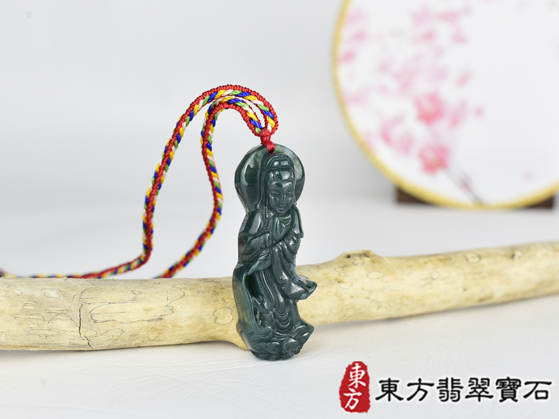 水草玉灑水觀音項鍊玉珮(觀世音菩薩、灑水觀音:觀音牌水草玉觀音玉珮、水草玉觀音玉墜)。水草玉觀音,GY2082。客製化訂做各種水草玉觀音吊墜玉珮項鍊。★附東方翡翠寶石保證卡 2.jpg