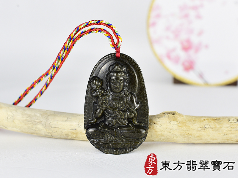 金曜石大勢至菩薩項鍊玉珮(大勢至菩薩:大勢至菩薩牌金曜石大勢至菩薩玉珮、金曜石大勢至菩薩玉墜)。金曜石大勢至菩薩GY2133。客製化訂做各種金曜石大勢至菩薩吊墜玉珮項鍊。★附東方翡翠寶石保證卡 0.jpg