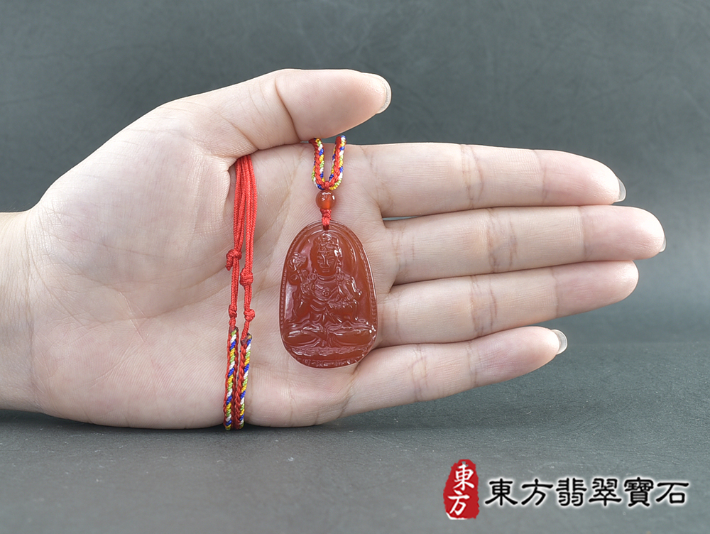 紅瑪瑙大勢至菩薩項鍊玉珮(大勢至菩薩:大勢至菩薩牌紅瑪瑙大勢至菩薩玉珮、紅瑪瑙大勢至菩薩玉墜)。紅瑪瑙大勢至菩薩GY2148。客製化訂做各種紅瑪瑙大勢至菩薩吊墜玉珮項鍊。★附東方翡翠寶石保證卡 5.jpg