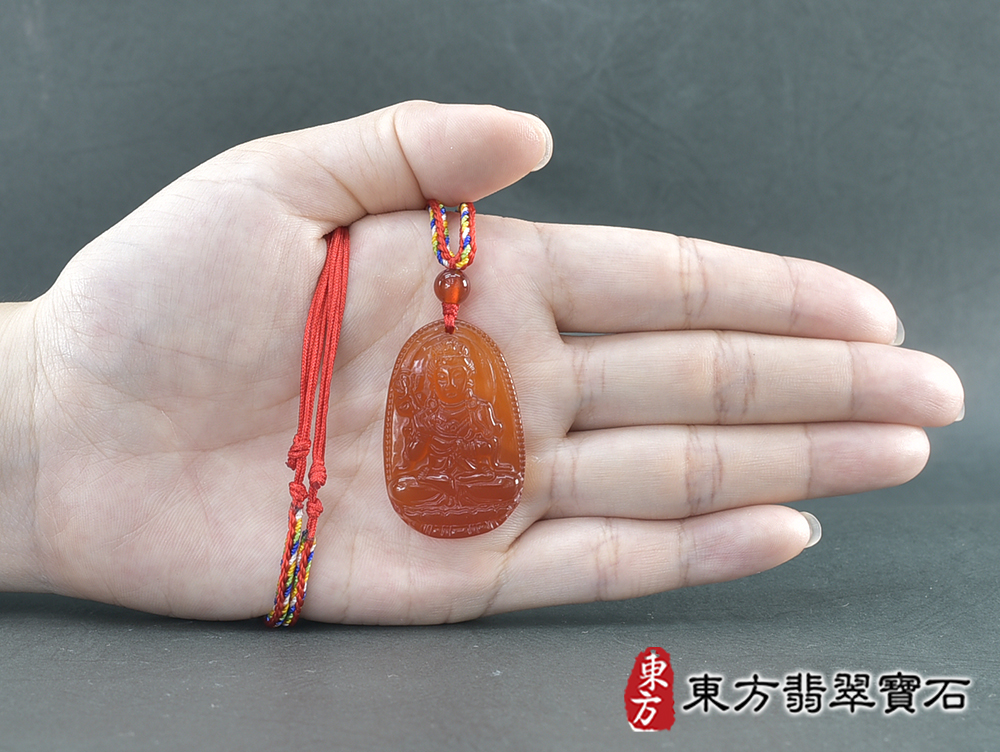 紅瑪瑙大勢至菩薩項鍊玉珮(大勢至菩薩:大勢至菩薩牌紅瑪瑙大勢至菩薩玉珮、紅瑪瑙大勢至菩薩玉墜)。紅瑪瑙大勢至菩薩GY2149。客製化訂做各種紅瑪瑙大勢至菩薩吊墜玉珮項鍊。★附東方翡翠寶石保證卡 5.jpg