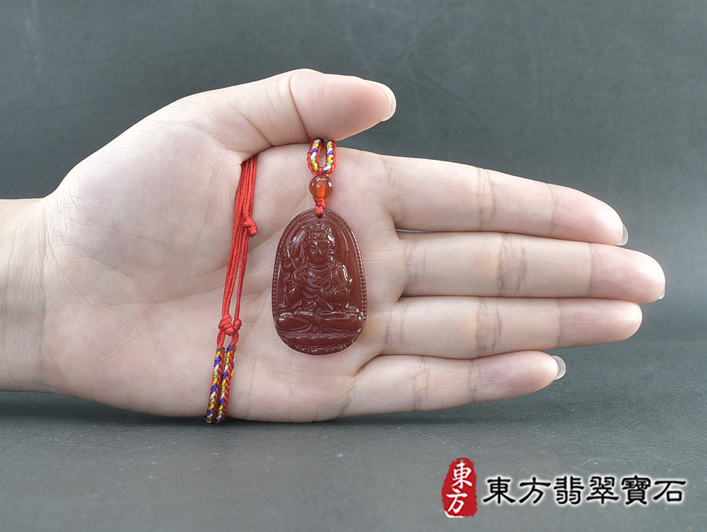 紅瑪瑙大勢至菩薩項鍊玉珮(大勢至菩薩:大勢至菩薩牌紅瑪瑙大勢至菩薩玉珮、紅瑪瑙大勢至菩薩玉墜)。紅瑪瑙大勢至菩薩GY2151。客製化訂做各種紅瑪瑙大勢至菩薩吊墜玉珮項鍊。★附東方翡翠寶石保證卡 5.jpg