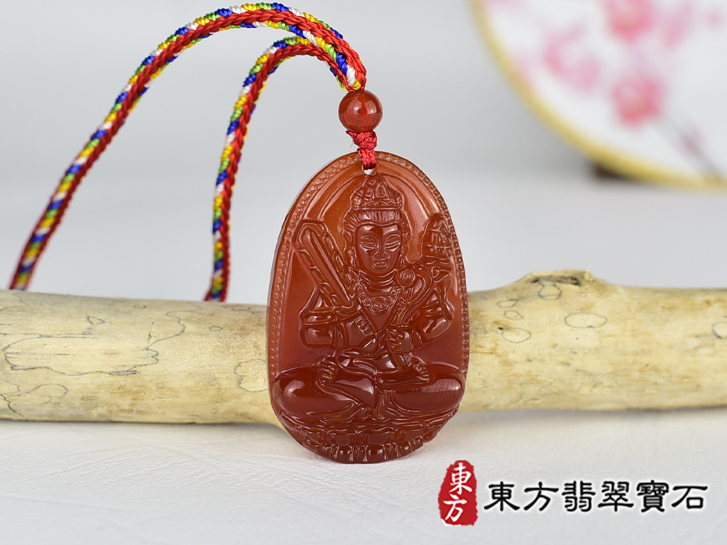 紅瑪瑙虛空藏菩薩項鍊玉珮(虛空藏菩薩:虛空藏菩薩牌紅瑪瑙虛空藏菩薩玉珮、紅瑪瑙虛空藏菩薩玉墜)。紅瑪瑙虛空藏菩薩,GY2155。客製化訂做各種紅瑪瑙虛空藏菩薩吊墜玉珮項鍊。★附東方翡翠寶石保證卡 2.jpg