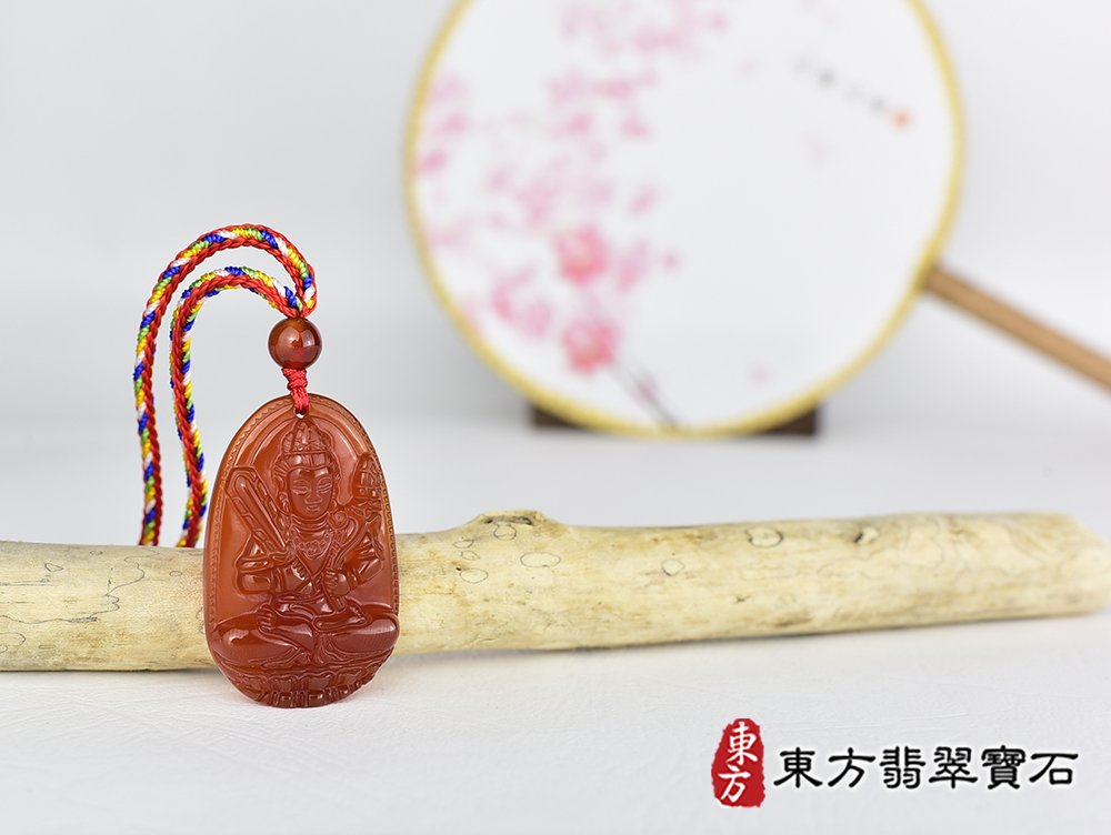 紅瑪瑙虛空藏菩薩項鍊玉珮(虛空藏菩薩:虛空藏菩薩牌紅瑪瑙虛空藏菩薩玉珮、紅瑪瑙虛空藏菩薩玉墜)。紅瑪瑙虛空藏菩薩,GY2156。客製化訂做各種紅瑪瑙虛空藏菩薩吊墜玉珮項鍊。★附東方翡翠寶石保證卡 4.jpg