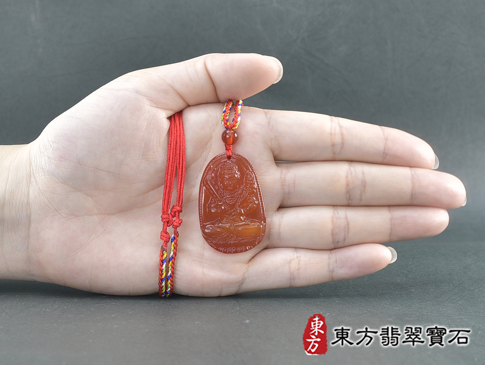 紅瑪瑙虛空藏菩薩項鍊玉珮(虛空藏菩薩:虛空藏菩薩牌紅瑪瑙虛空藏菩薩玉珮、紅瑪瑙虛空藏菩薩玉墜)。紅瑪瑙虛空藏菩薩,GY2158。客製化訂做各種紅瑪瑙虛空藏菩薩吊墜玉珮項鍊。★附東方翡翠寶石保證卡 5.jpg