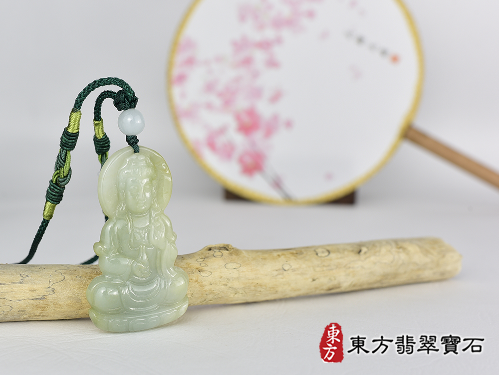 翡翠寶瓶觀音項鍊玉珮(觀世音菩薩:觀音牌A貨翡翠觀音玉珮、緬甸玉觀世音菩薩玉墜)。糯種翡翠觀音,GY2175。客製化訂做各種翡翠觀音吊墜玉珮項鍊。★附A貨翡翠雙證書 4.jpg