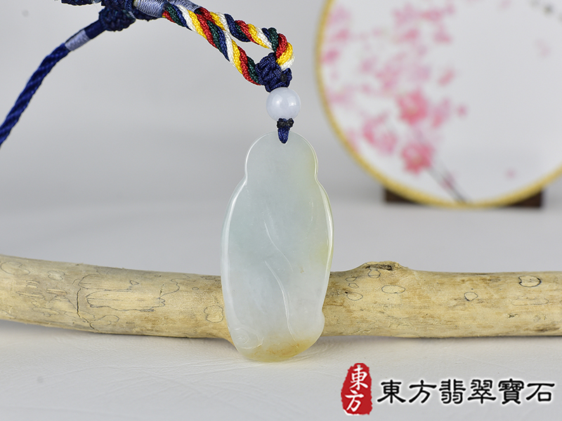 翡翠寶瓶觀音項鍊玉珮(觀世音菩薩:觀音牌A貨翡翠觀音玉珮、緬甸玉觀世音菩薩玉墜)。糯種翡翠觀音,GY2180。客製化訂做各種翡翠觀音吊墜玉珮項鍊。★附A貨翡翠雙證書 3.jpg