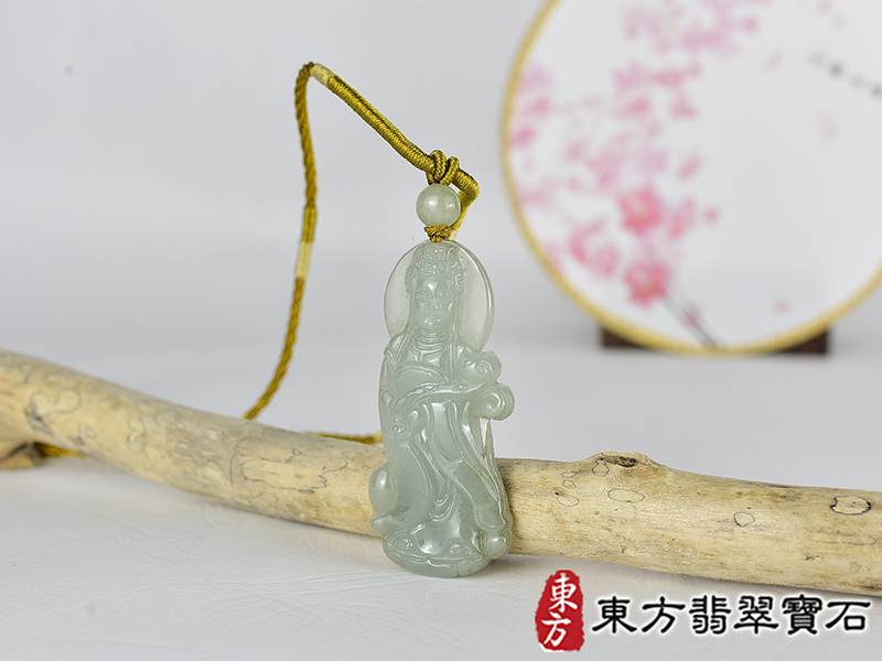 翡翠如意觀音項鍊玉珮(觀世音菩薩:如意觀音牌翡翠觀音玉珮、翡翠如意觀音玉墜)。糯種如意觀音,GY2182。客製化訂做各種翡翠如意觀音吊墜玉珮項鍊。★附東方翡翠寶石保證卡 1.jpg