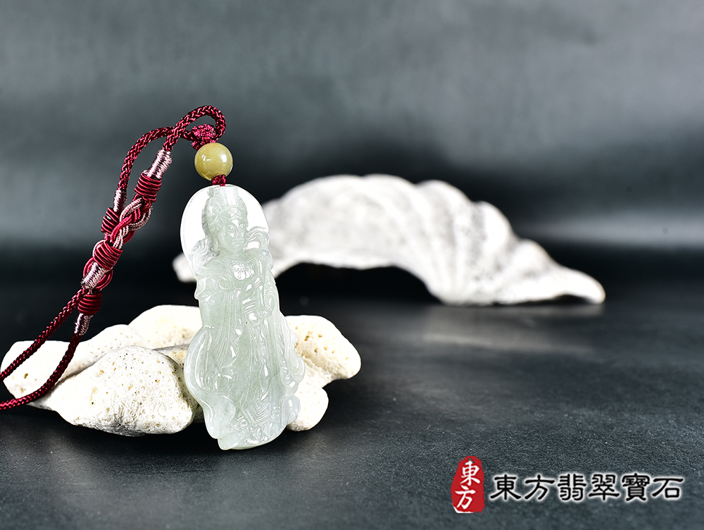 翡翠如意觀音項鍊玉珮(觀世音菩薩:如意觀音牌翡翠觀音玉珮、翡翠如意觀音玉墜)。糯種如意觀音,GY2183。客製化訂做各種翡翠如意觀音吊墜玉珮項鍊。★附東方翡翠寶石保證卡 7.jpg