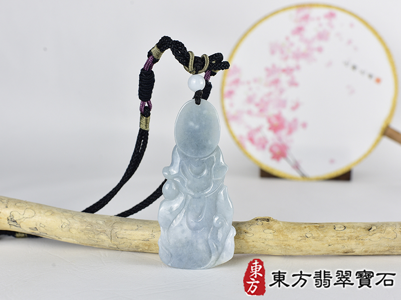 翡翠觀音項鍊玉珮(觀世音菩薩、魚籃觀音:觀音牌A貨翡翠觀音玉珮、緬甸玉觀世音菩薩玉墜)。細豆種翡翠觀音,GY2187。客製化訂做各種翡翠觀音吊墜玉珮項鍊。★附A貨翡翠雙證書 3.jpg